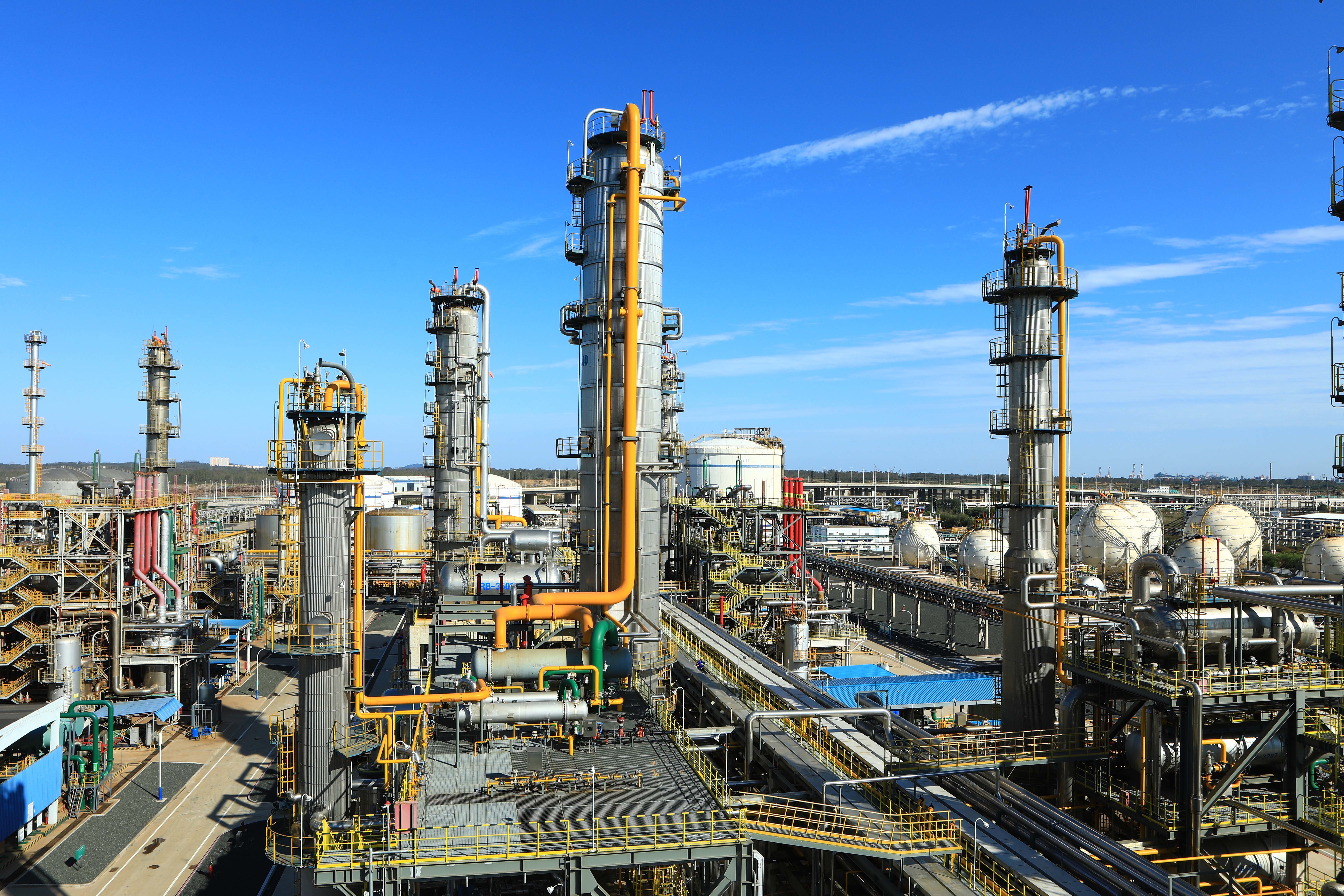 公司(sī)各部門(mén)迅速貫(guan)徹落實(shí)職代會(huì)精神